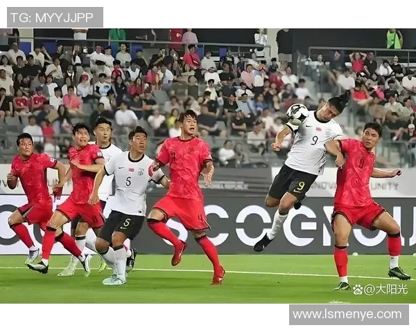 东亚杯男足精彩对决中国队迎战强敌韩国队全力争胜