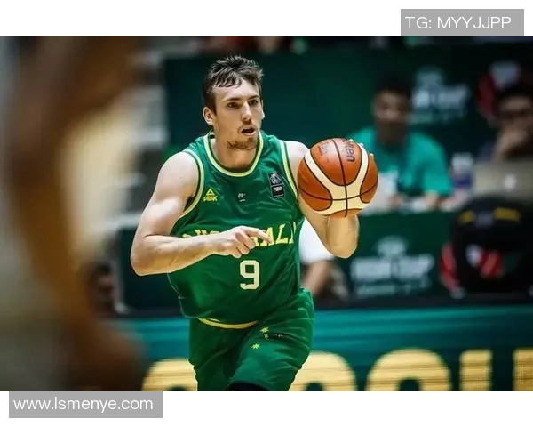 亚利桑那女足迎战图森队全力争胜展现实力与团队精神